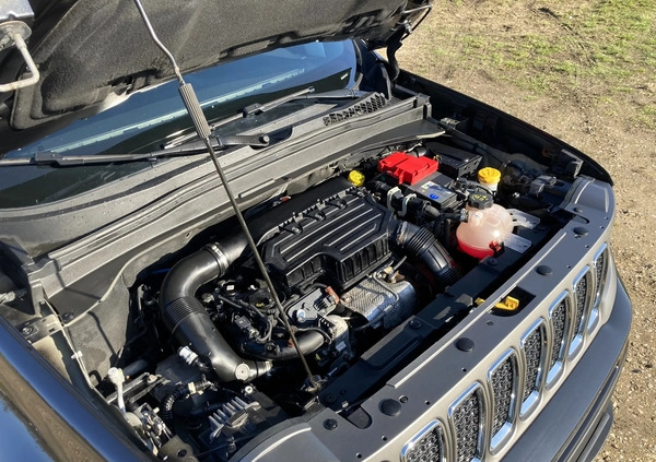 Jeep Renegade cena 74900 przebieg: 123500, rok produkcji 2019 z Warszawa małe 211